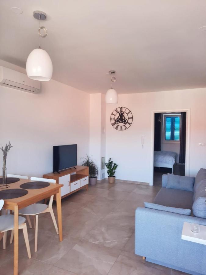 Apartman Pinja Διαμέρισμα Cres Εξωτερικό φωτογραφία